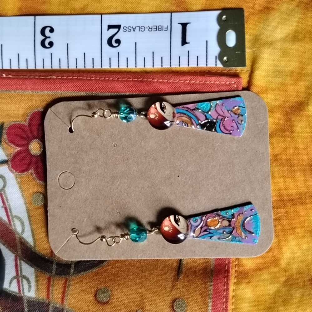 Handcrafted Artistic Mod Girl Earrings with Gold and Multicolor Design - Picture 6 of 6
